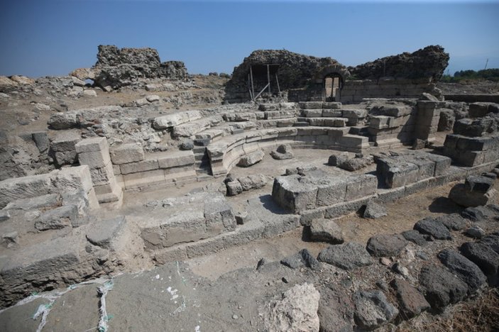 Epiphaneia Antik Kenti'nde Takvimler Mozaiği bulundu