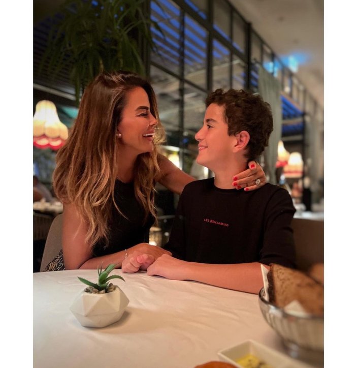 Özlem Yıldız'dan oğlu Demir'e 15'inci yaş kutlaması