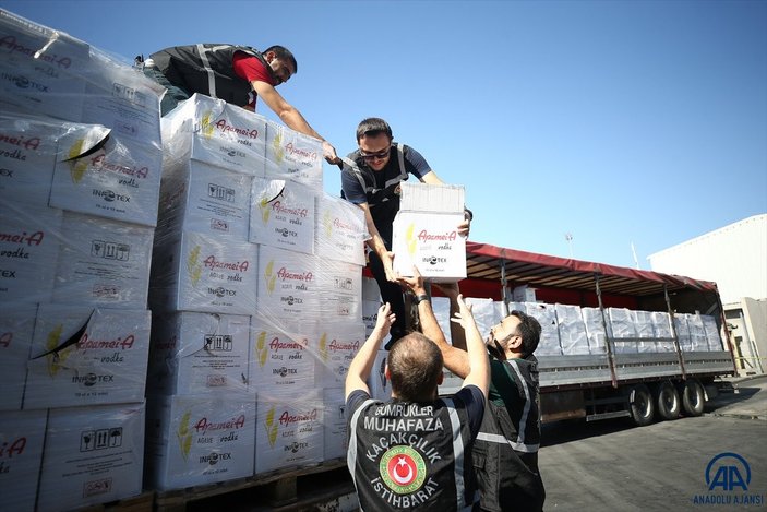 Mersin'de kaçak içki operasyonu: 86 bin 245 şişe bulundu