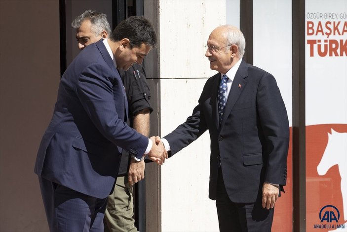 Kemal Kılıçdaroğlu, DP Genel Başkanı Gültekin Uysal ile görüştü