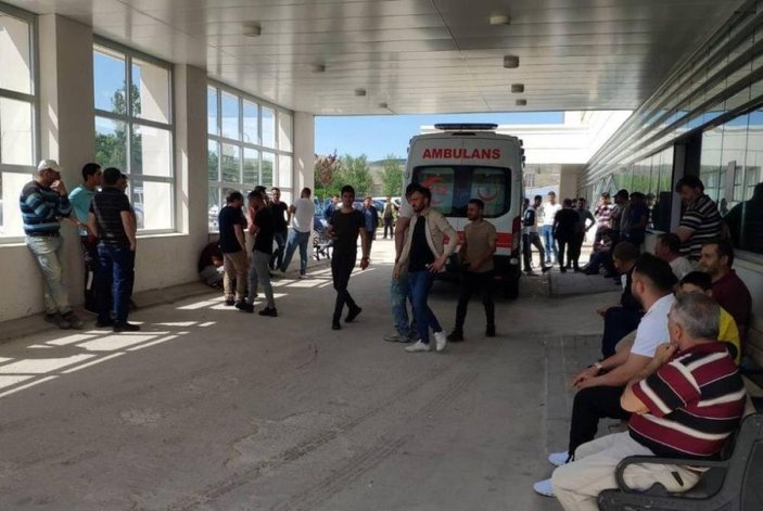 Bayburt'ta Aras Edaş personelleri elektrik akımına kapıldı: 1 ölü 1 yaralı