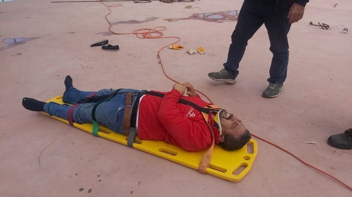 Kocaeli'nde inşaat kazası: 5 metreden düşen işçi yaralandı
