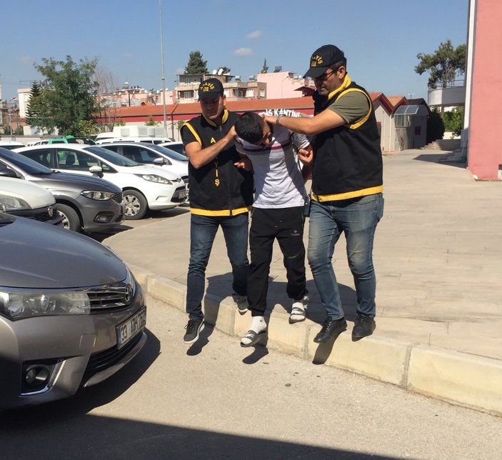 Adana'da 'aşk vaadiyle' kandırıp gasbettiler, tutuklandılar