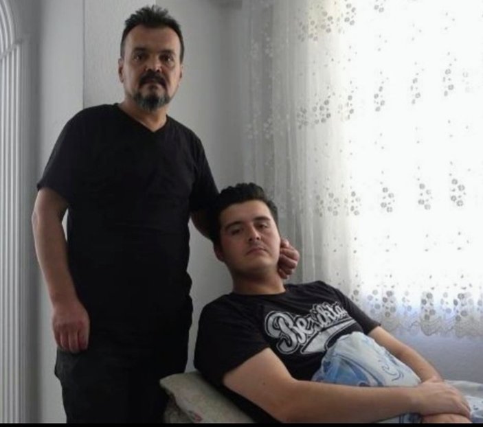 Bursa'da hiç tanımadığı şahıs tarafından sebepsizce bıçaklandı