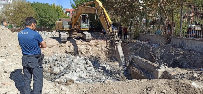 Kahramanmaraş'ta okul temeline altın gömüldü iddiası