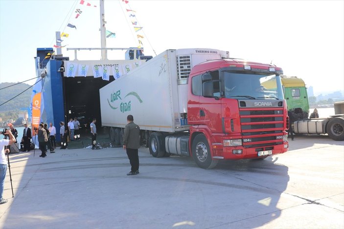 Ordu'dan Rusya'ya ilk Ro-Ro gemisi sebze ve meyve götürdü