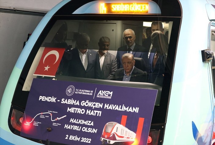 Ekrem İmamoğlu, Sabiha Gökçen Havalimanı metrosunu sahiplendi