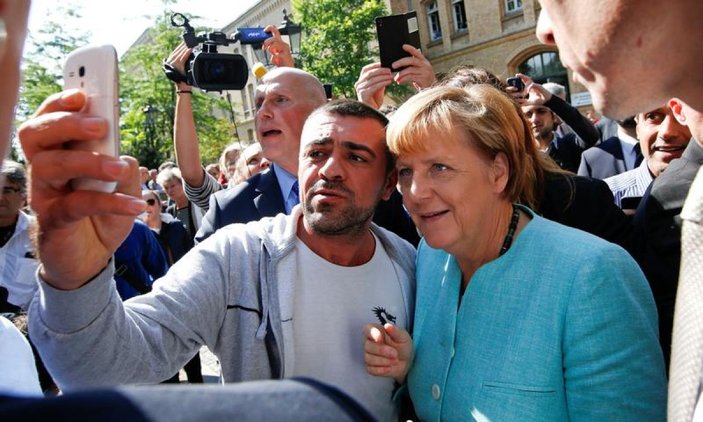 Angela Merkel, Nansen Mülteci Ödülü'ne layık görüldü