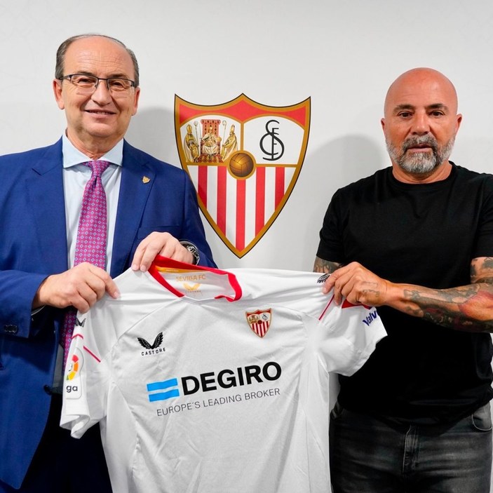 Sevilla'nın yeni teknik direktörü Jorge Sampaoli oldu