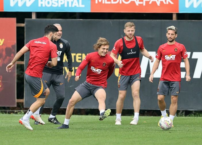 Kerem Aktürkoğlu, hastalığı nedeniyle antrenmanda yer almadı