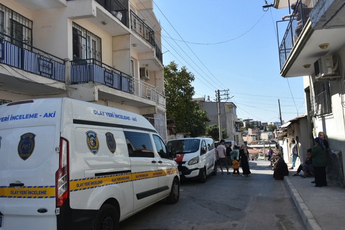 İzmir'de kahvaltıda oğlunu öldüren baba tutuklandı
