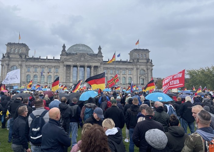 Almanya’da hükümetin enerji politikaları protesto edildi