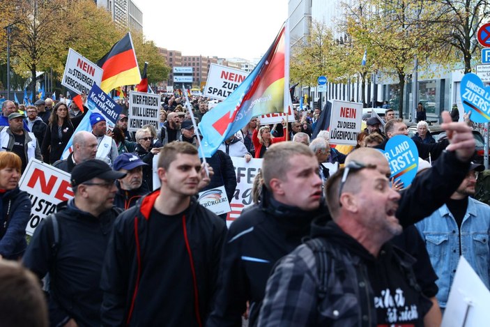 Almanya’da hükümetin enerji politikaları protesto edildi