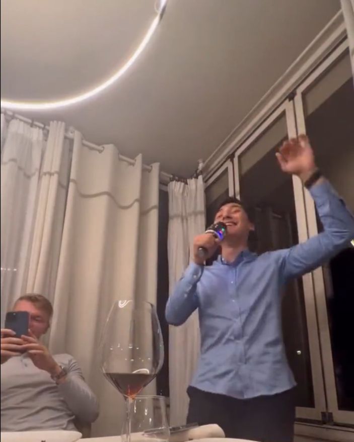 Emirhan İlkhan, Tarkan şarkısı söyledi