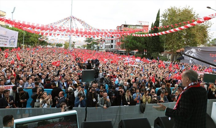 Balıkesir'de Cumhurbaşkanı Erdoğan'a coşkulu karşılama