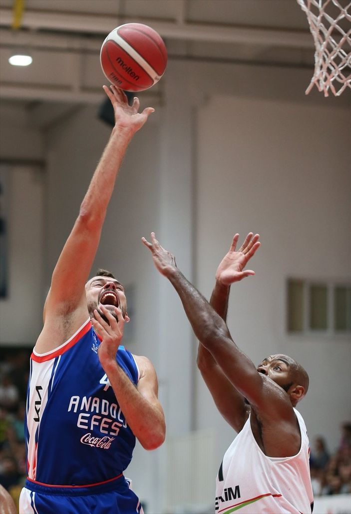 a Anadolu Efes, Aliağa Petkimspor'u mağlup etti
