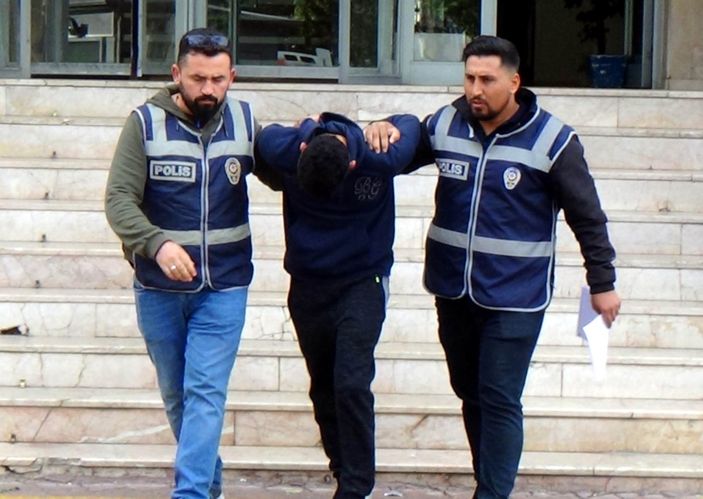 i Kayseri'de 23 yıl kesinleşmiş cezası bulunan firari kovalama sonucu yakalandı