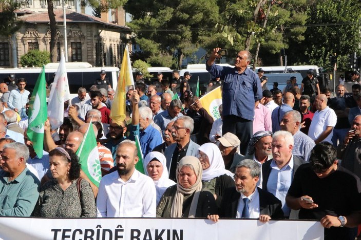Terörist Abdullah Öcalan lehine slogan atan 5 kişi, gözaltına alındı