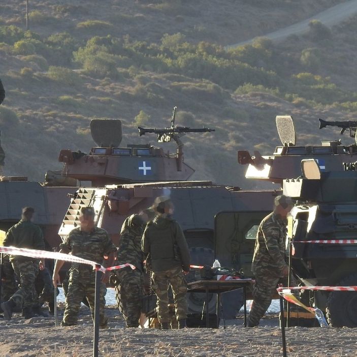 Yunanistan tahriklerine bu kez de Sakız Adası'yla devam etti