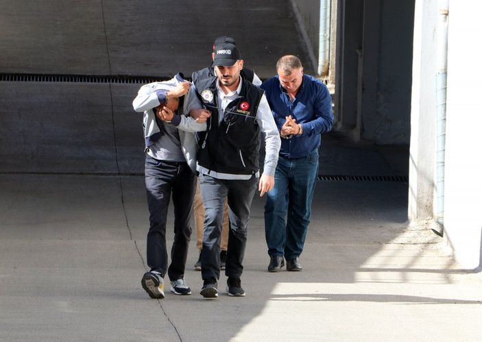 Adana'da İBB cenaze aracında 144 kilo uyuşturucu yakalandı