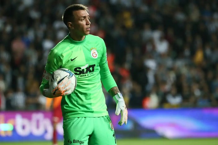 Fernando Muslera: Futbolu Wanderers'ta bırakmak istiyorum