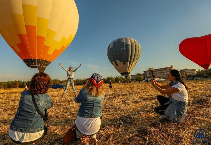 Diyarbakır Sur Kültür Festivali'nde Kapadokya'yı kıskandıracak balon manzaraları