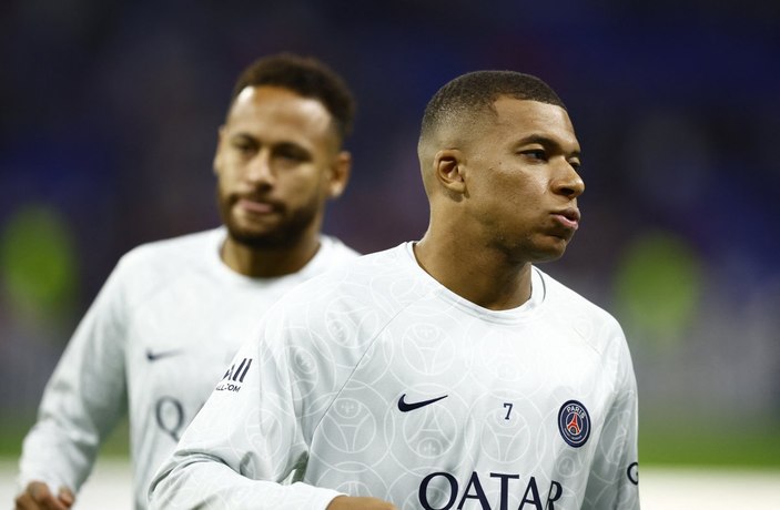 PSG'de Mbappe depremi