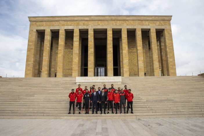 Dünya şampiyonu Ampute Futbol Milli Takımı, Anıtkabir'de