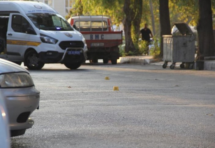 İzmir'de kreş yakınlarında silahlı saldırı: 1 yaralı