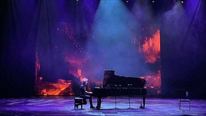 Macar piyanist Havasi'nin İstanbul'da verdiği konser büyük beğeni topladı
