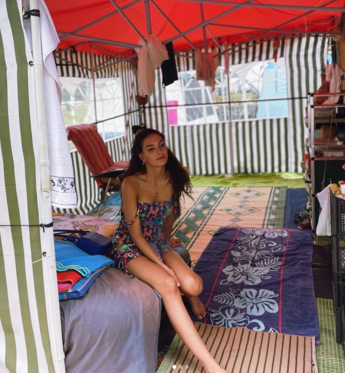 Cedi Osman'la evlenen Ebru Şahin'den mini elbiseli poz! Takipçilerden yorum yağdı: 