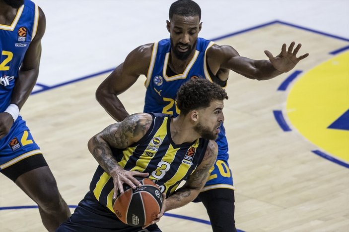 Fenerbahçe EuroLeague'de ikinci galibiyetini aldı
