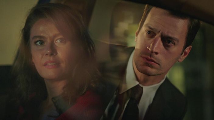 Camdaki Kız 53. bölüm fragmanı yayınlandı: Sedat, Nalan ve Hayri'yi basıyor!