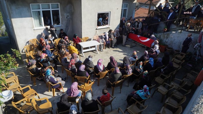 Meral Akşener Bartın’da taziye evi ziyaretinde bulundu