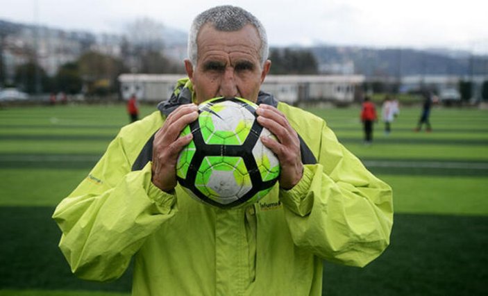 Şerif Kunt: Futbol oynayan en yaşlı oyuncu unvanı için çalışıyorum