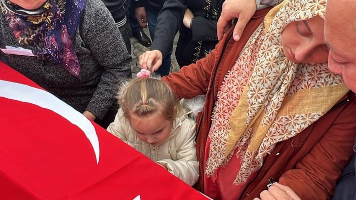 Maden şehidi Okan Akgül’ün kızının yürek yakan vedası