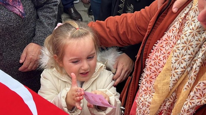 Maden şehidi Okan Akgül’ün kızının yürek yakan vedası