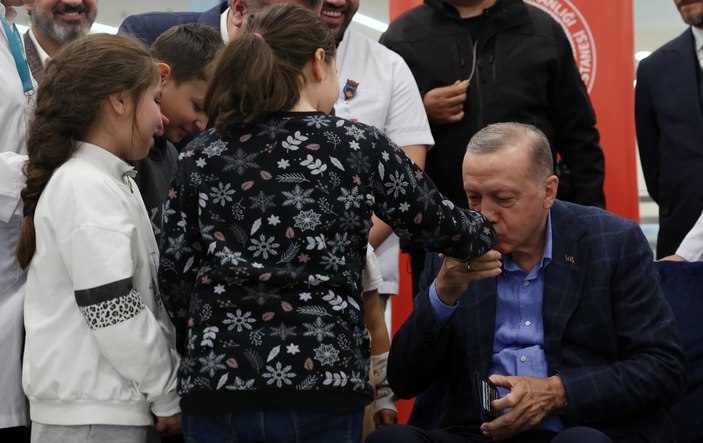 Cumhurbaşkanı Erdoğan’dan, maden patlamasında yaralananlara ziyaret