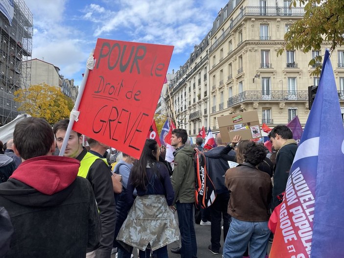 Fransa'da hayat pahalılığını protesto ettiler