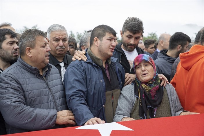 Maden şehidi Okan Akgül’ün kızının yürek yakan vedası