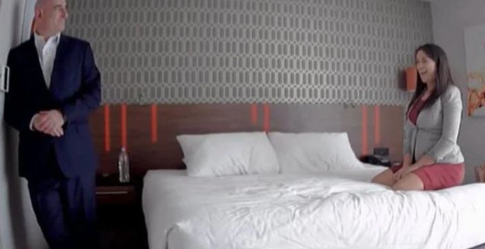 ABD'li senatör, seçim için cinsel içerikli film çekti