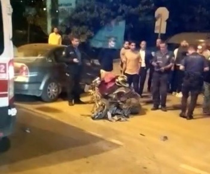 Denizli'de kadın sürücünün çarptığı moto kurye kurtarılamadı