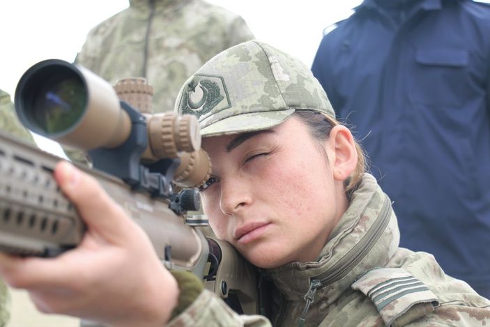 Mehmetçik'ten, 'Ateş Serbest'te hedeflere tam isabet