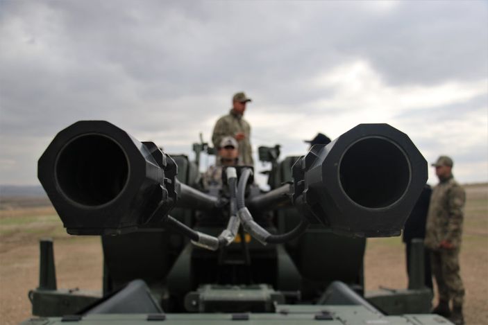 Mehmetçik'ten, 'Ateş Serbest'te hedeflere tam isabet