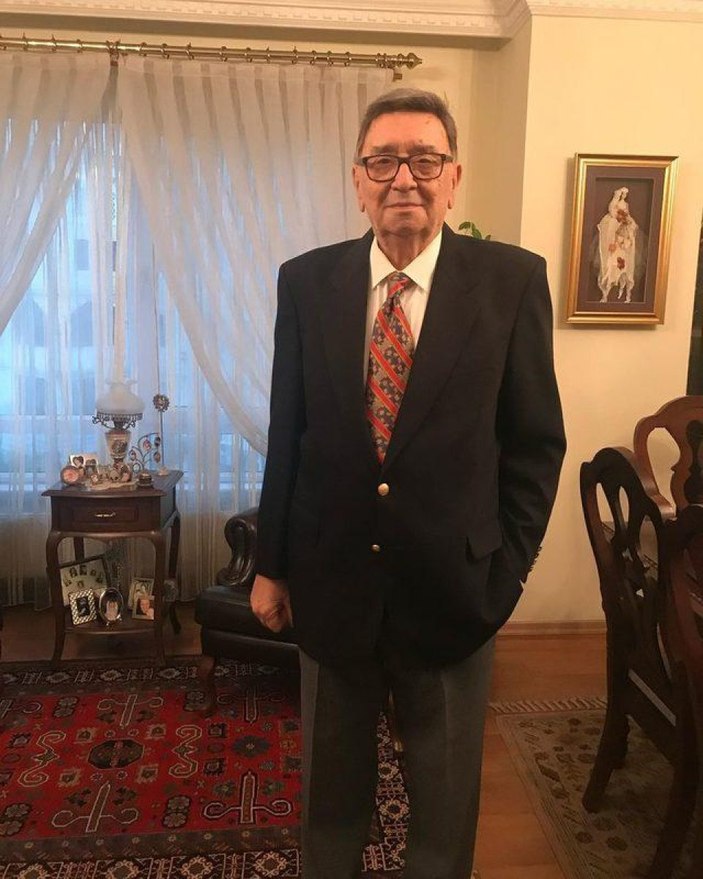 Eurovision'u Türkiye'ye sevdiren isim Bülend Özveren kimdir? Kaç yaşında ve neden öldü?