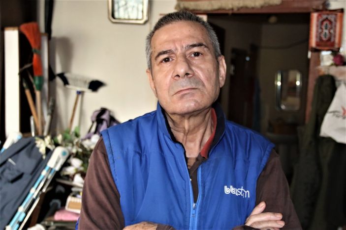 Antalya'da kiracının çöple doldurduğu ev mahalleliyi isyan ettirdi