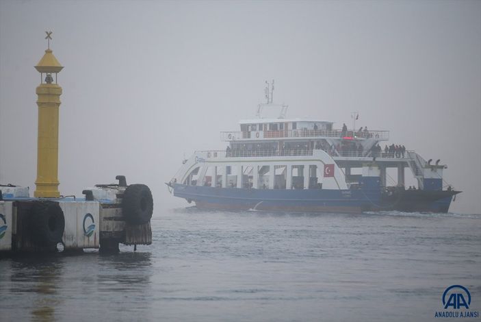 Çanakkale Boğazı yoğun sis nedeniyle kapatıldı