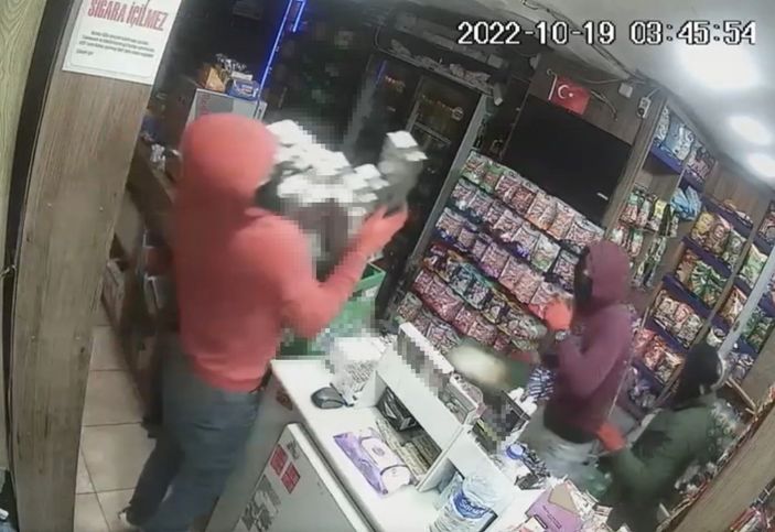 i Kağıthane'de panikleyen soyguncular arkadaşlarını unuttu