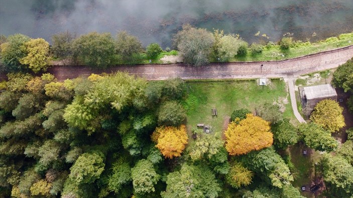 Gölcük Tabiat Parkı'nda sonbahar şöleni