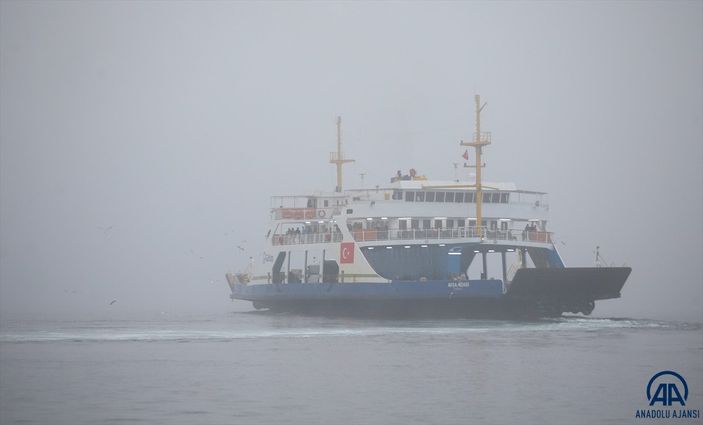 Çanakkale Boğazı yoğun sis nedeniyle kapatıldı